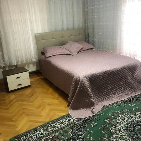 アパート Family-friendly House With Garden Konya Meram